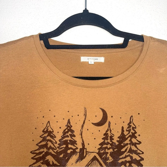Maurices Tan & Brown Ski Lodge Velvet Graphic Short Sleeve Tee Large Women’s - Picture 3 of 12